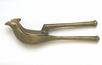 Betel nut cutter in the shape of a bird