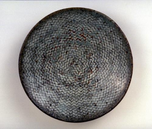 Dish with inlaid rope design