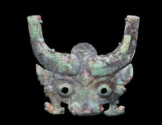 Mask in the form of a buffalo