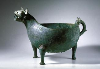 Water vessel with animal head spout (yi)