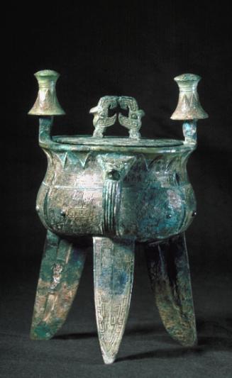 Ritual wine vessel with lid (jia)