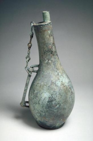 Ritual vessel (bian hu) with lid and handle