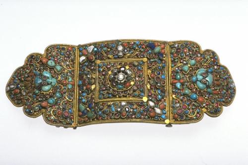 Brooch, part of a set of jewelry