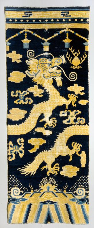 Dragon pillar rug