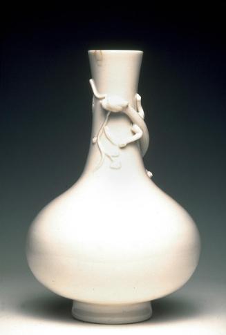 Vase with dragonet