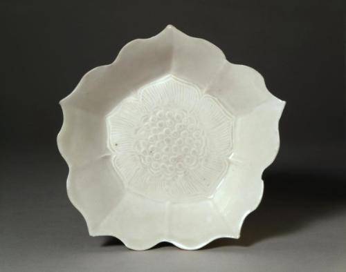 Dish with incised lotus design