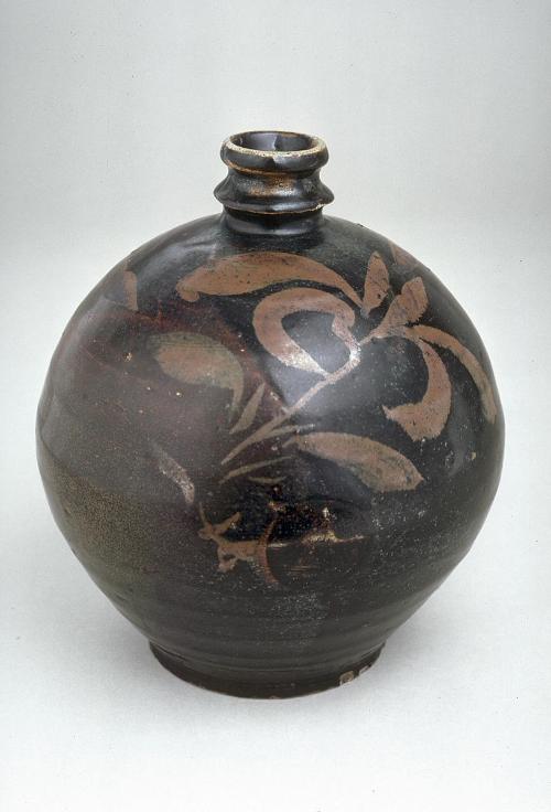 Globular vase