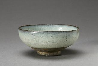 Shallow bowl