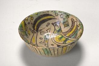 Bowl with wild goats and bird