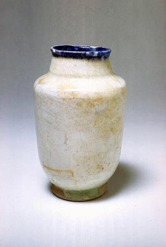 Cylindrical jar