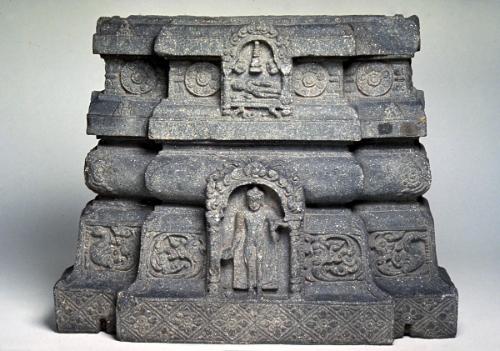 Fragment of a stupa with Buddha images