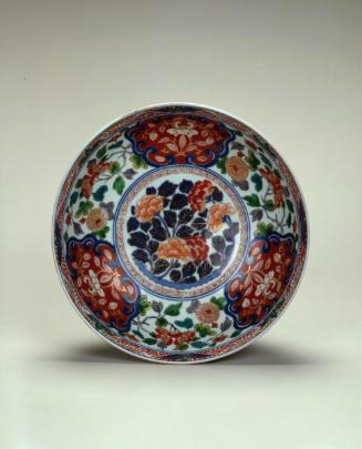 Bowl with floral decoration