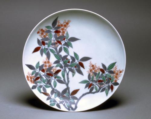 Dish with design of nandina