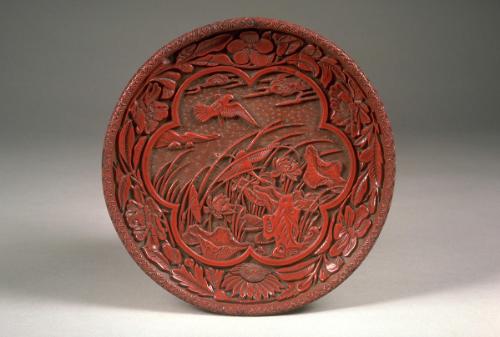 Round tray with scene of a lotus pond