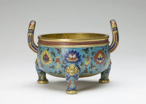 Incense burner with lid