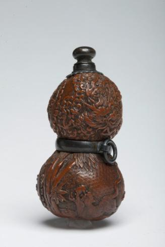 Gourd carved with dragon and tiger