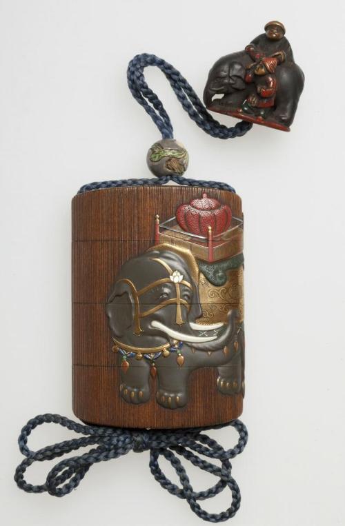 Inro with elephant design