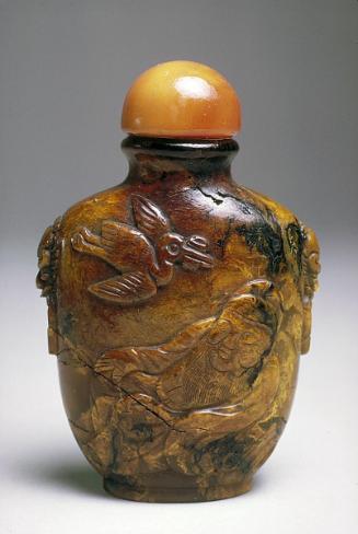 Snuff bottle with Dongfang Shuo stealing peaches