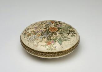 Incense container with floral decoration