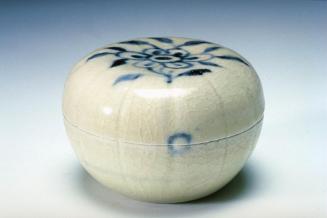 Round lidded box from the Hoi An shipwreck