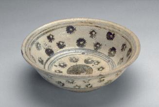 Bowl with sunburst designs