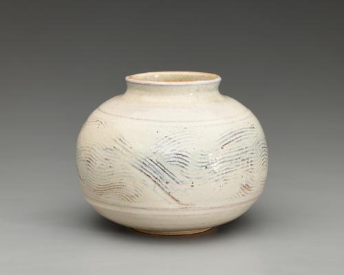 Round vase