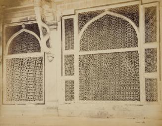 Facade detail, Chisti tomb