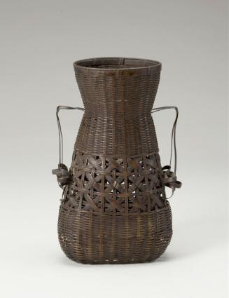 Bronze vase in the shape of a bamboo flower basket