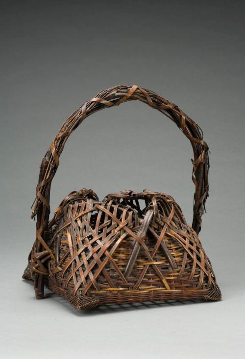 Flower basket in a shape designed by Hisada Sozen
