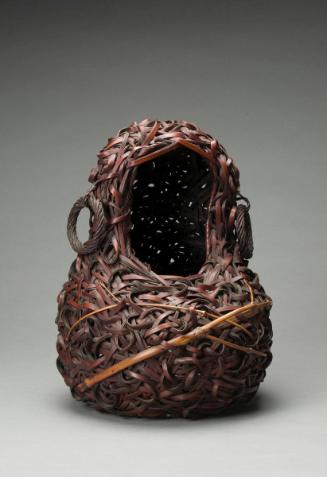 Flower basket in the shape of Bodhidharma (Daruma)