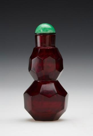 Faceted bottle gourd