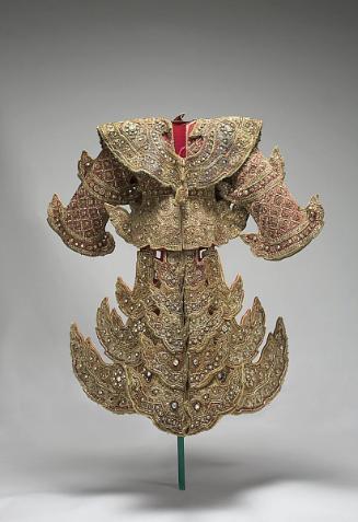 Components of courtly costumes