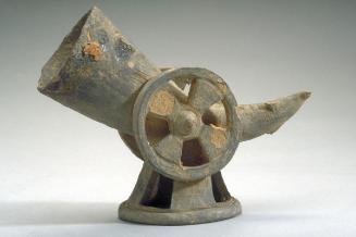 Horn-shaped Cup on Chariot Stand